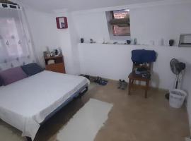 Porriño casa céntrica, hotel in Porriño