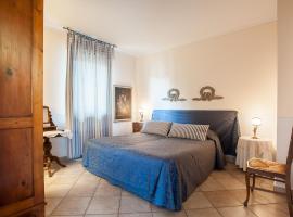 Francesco Redi Camere, отель типа «постель и завтрак» в Ареццо