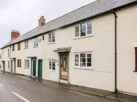 Castle Cottage, hotel with parking in Clun