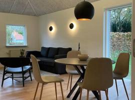 Hyggelig nyrenoveret lejlighed til 4 Personer, икономичен хотел в Agerbæk
