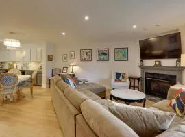 Bethesda Townhome about 10 Mi to DC!