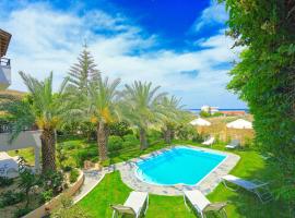 Villa Karteros with private swimming pool, hotel in Karteros