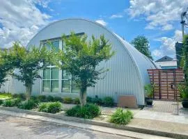 The Moon Quonset Hut Vacation Rental Heated & Chilled Pool