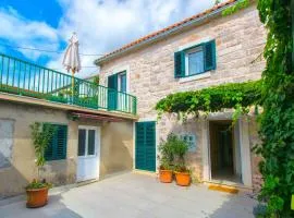 Apartments Cukarin