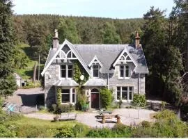 Ardchoile, Cairngorms - Escape Cottages Scotland