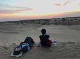 Amazing Desert Camp, resort a Jaisalmer