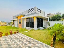 Happy escape, cottage in Indore