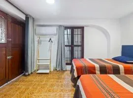 Casa Nance Alojamientos CHICHÉN ITZÁ Hospedaje familiar Cocineta antecomedor 2 camas AC baño