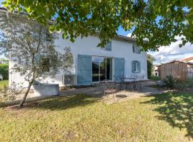 Maison landaise 3* à Mimizan, 7 pers, WiFi, clim, proche océan - FR-1-50-103, hotel i Mimizan