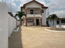 Sigma Theta Homes - Kumasi Atimatim: Kumasi şehrinde bir kulübe