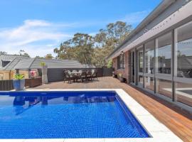 Nature's Edge - A Parkland Escape for Families, holiday home in Burnside