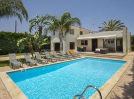 Soothing Sunset Villa With Private Pool, 200m from the Beach, hotel v destinácii Perivolia