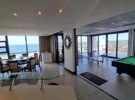 Accommodation Front - Grand Penthouse with Panoramic Views