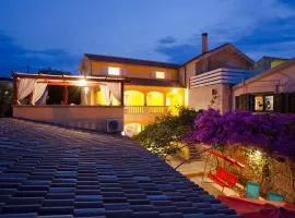 Apartments Ferina