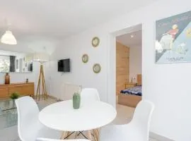 SM-LITTLE HOUSE IN DOWTOWN Casita Ampuriabrava