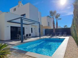 Modern Villa in Costa Blanca with private pool, garden and parking - ALL COSTS INCLUDED, casa o chalet en Rojales