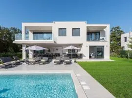 Villa Pina***** in Karigador/Novigrad