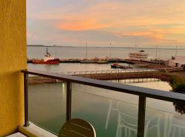 Serenity Peary - Executive 1brm at Darwin Waterfront with Sea Views, beach rental in Darwin