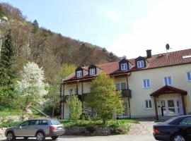 Hotel-Gasthof zur Krone、リーデンブルクのホテル