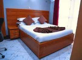 GOLDEN QUEST HOTEL