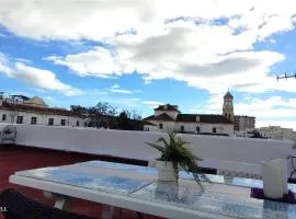 Big and cozy apartment with a big terrace in the center of the old town Marbella
