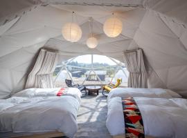 里山グランピングむすびペット棟, luxury tent in Mizunami