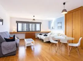 Home2Book Charming Studio Santa Cruz City Views