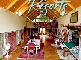 Moksha Resorts Hunza, ξενοδοχείο σε Chamangul