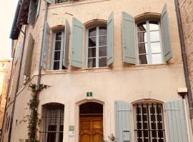 In Situ B&B, hotel di Uzès