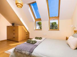 Hills View Central Apartment