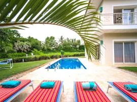 Private Iberosta Villa Lagoon 4BDR, Beach, Pool - FREE GolfCart in May