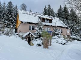 Chalupa Kukajda, hotel v destinaci Desná