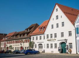 Hotel zum schwarzen Ross und Gutmann Zur Post，希爾波爾茨泰因的飯店