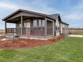 Beautiful Tetonia Escape with Porch and Teton Views