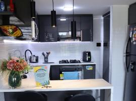 TOCANCIP&Aacute;, Incre&iacute;ble, Hermoso y Moderno APARTAMENTO COMPLETO! ที่พักที่ทำอาหารเองได้ในTocancip&aacute;