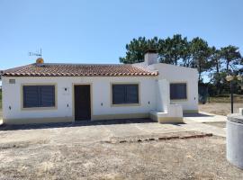 Casa Monte da Choça, hotel in Almograve