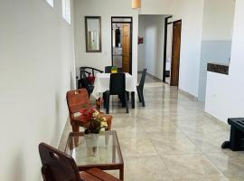 Apartamento Familiar Buga - Basílica señor de los milagros N1، فندق في بوغا