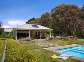 Cooinda, cottage in Trentham