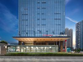 Hampton by Hilton Shenzhen Baoan Stadium, hotel in Shenzhen