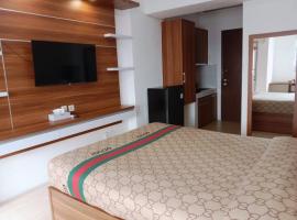 Sansan Room - Apartemen Gunung Putri Square: Parungdengdek şehrinde bir apart otel