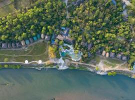 Barahi Jungle Lodge, hotel v destinaci Meghauli