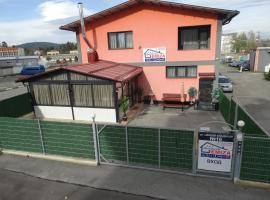 Apartments EMIZA, apartamento em Samokov