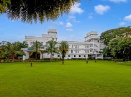 Palette - Hotel Bon Sejour, resort in Puducherry