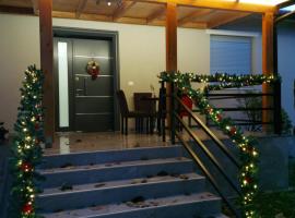 Nicolaus Hidden Gem Villa, hotel adaptado en Shkodër