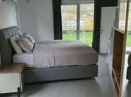 Aaki Apartment Diegten II