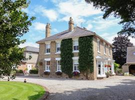 Harford House, hotel with parking in York