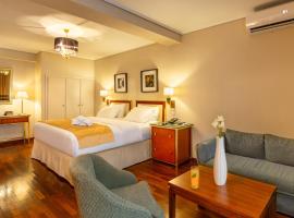 Ilisia Hotel Athens, hotell piirkonnas Ilisia, Ateena