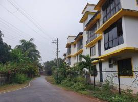(North Goa) Serene 2BHK Retreat in Moira Village, apartment in Moira