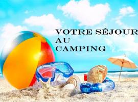 Bungalow confortable à Saint-Jean-de-Monts avec piscine, Hotel in Saint-Jean-de-Monts