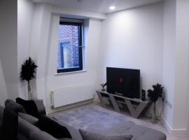 Cosy Central Bedford Apt - Free Parking, Gym, Netflix & Sky, hótel í Bedford